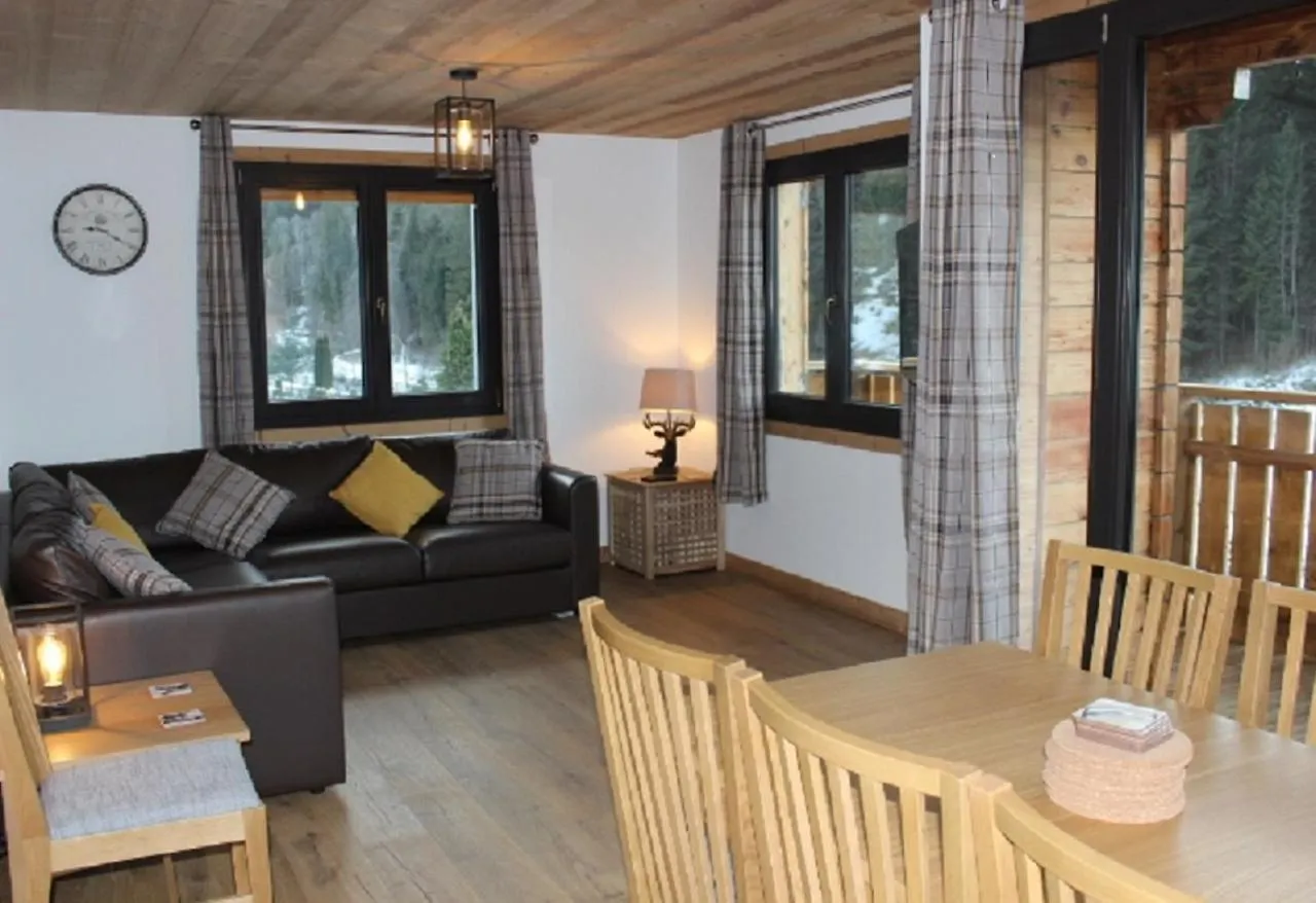 Just Morzine - Chalet Luna